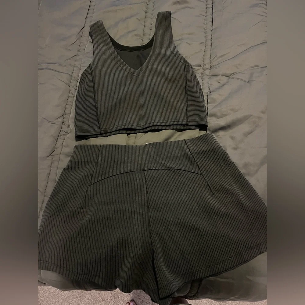 Lululemon Ribbed Softstreme Set - Picture 2 of 6